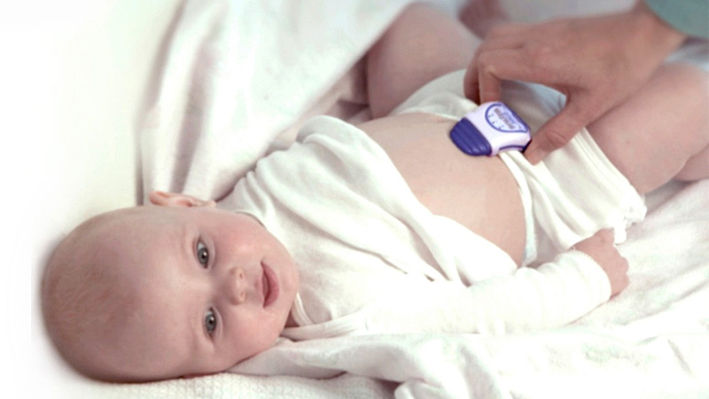 Illustration for article titled Vibrating Baby Monitor Tries To Wake Your Sleeping Kid If They Stop Moving